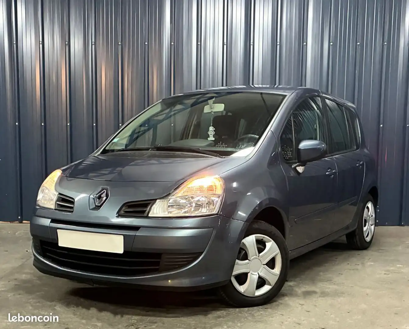 Renault Modus Grand 1.2 Radars de recul Rétroviseurs rabattables Vitres électriques Climatisation Grijs - 1