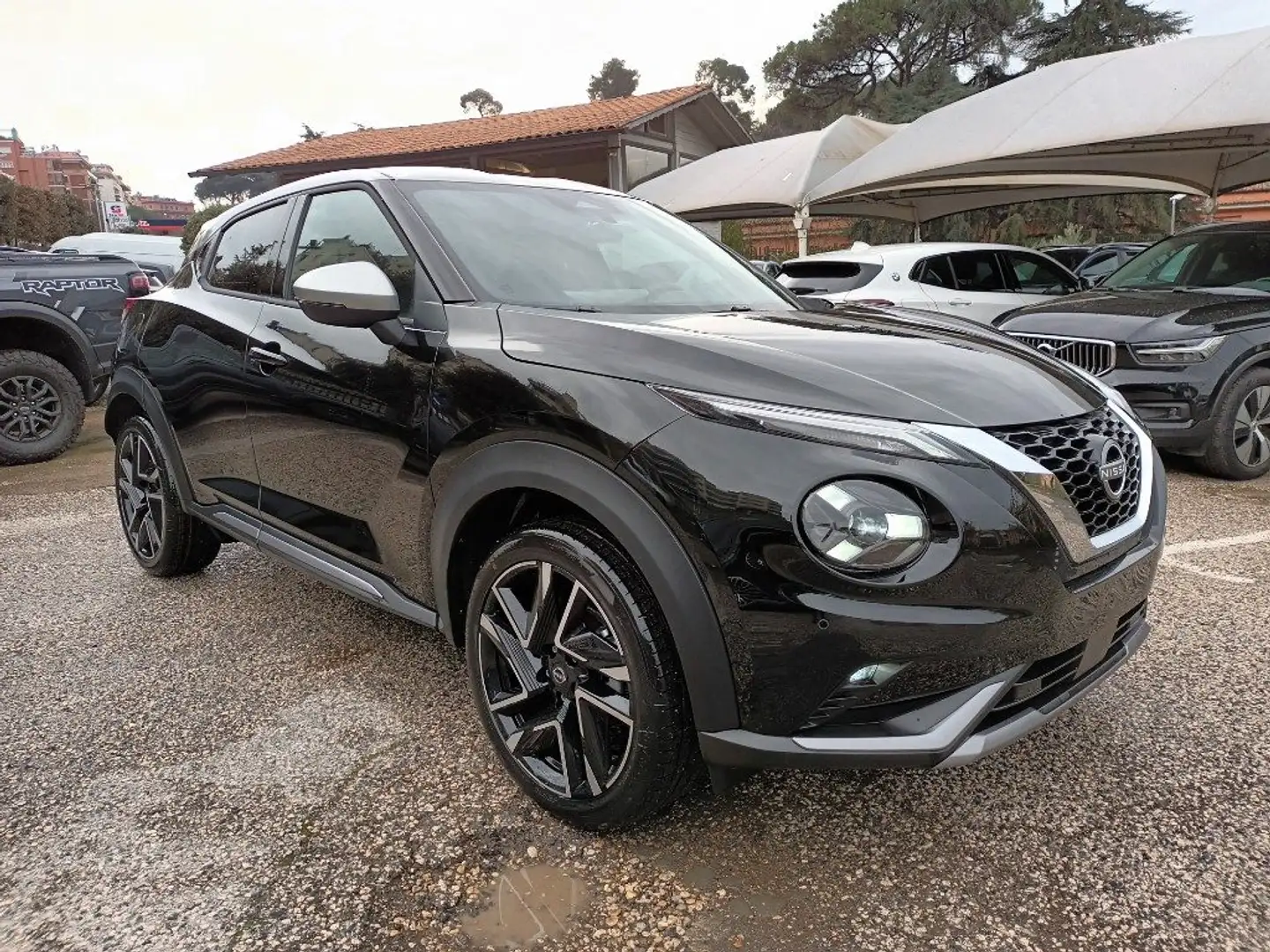 Nissan Juke 1000 DIG-T N-DESIGN 114CV CAM NAVI CARPLAY LED"19 Zwart - 1