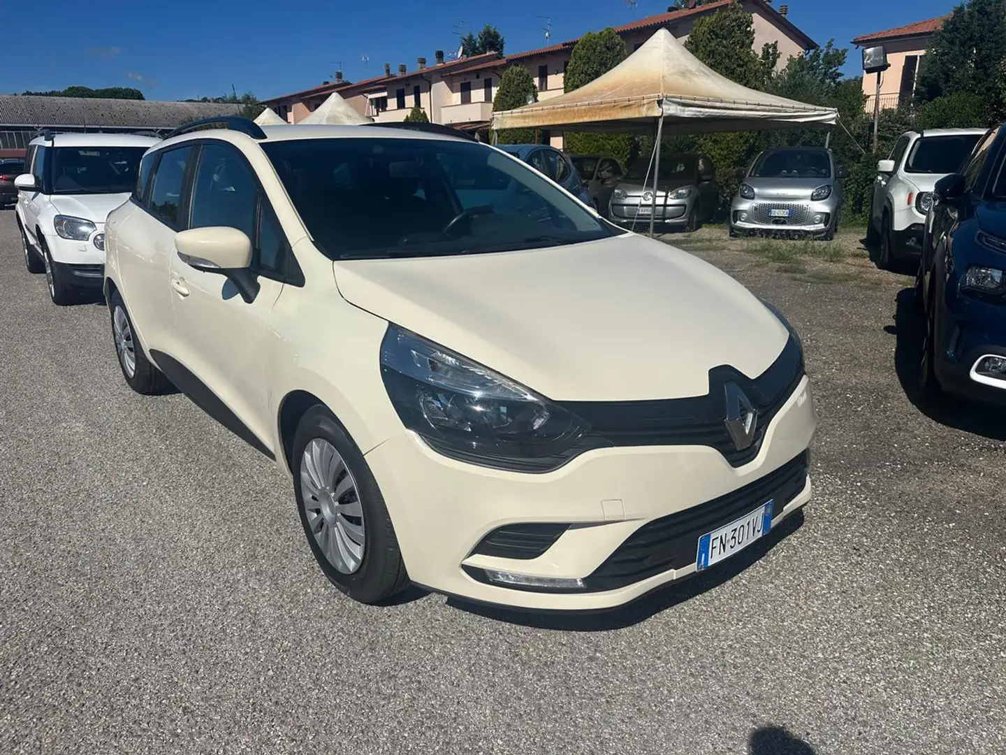 Renault Clio Sporter dCi 8V 75CV Start&Stop Energy Duel2 Beige - 2