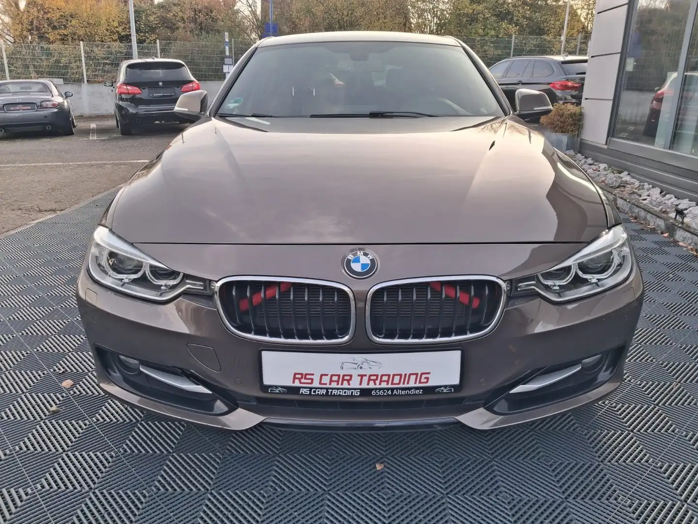 BMW 316 3 Touring Xenon* Sport Braun - 2
