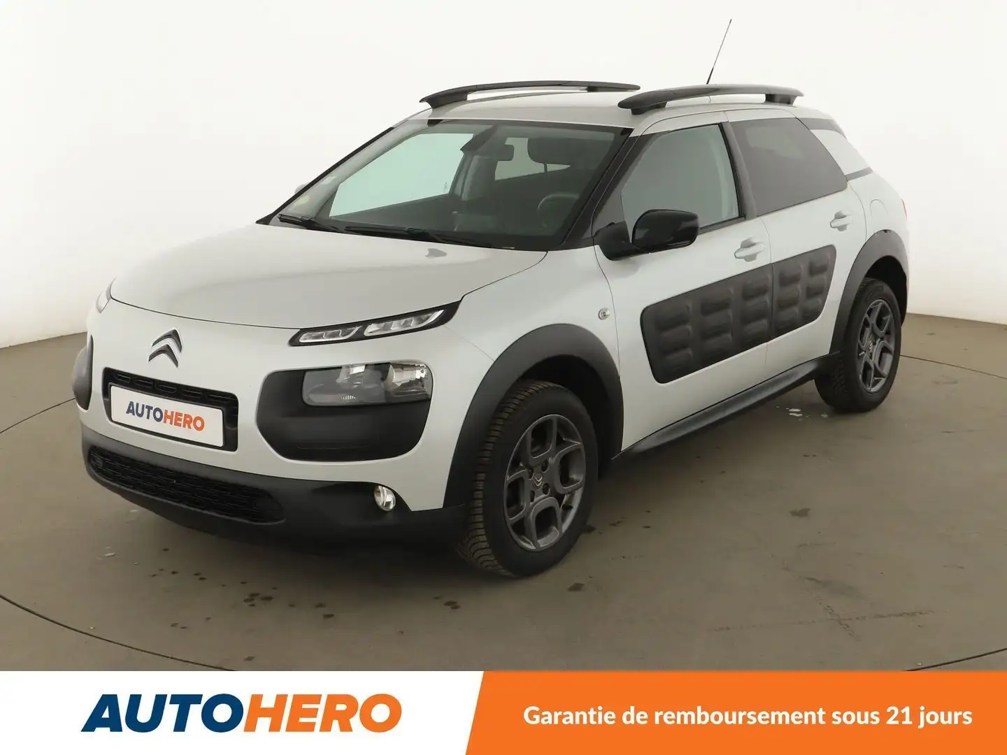 Citroen C4 Cactus 1.6 Blue-HDi Feel Blanc - 1