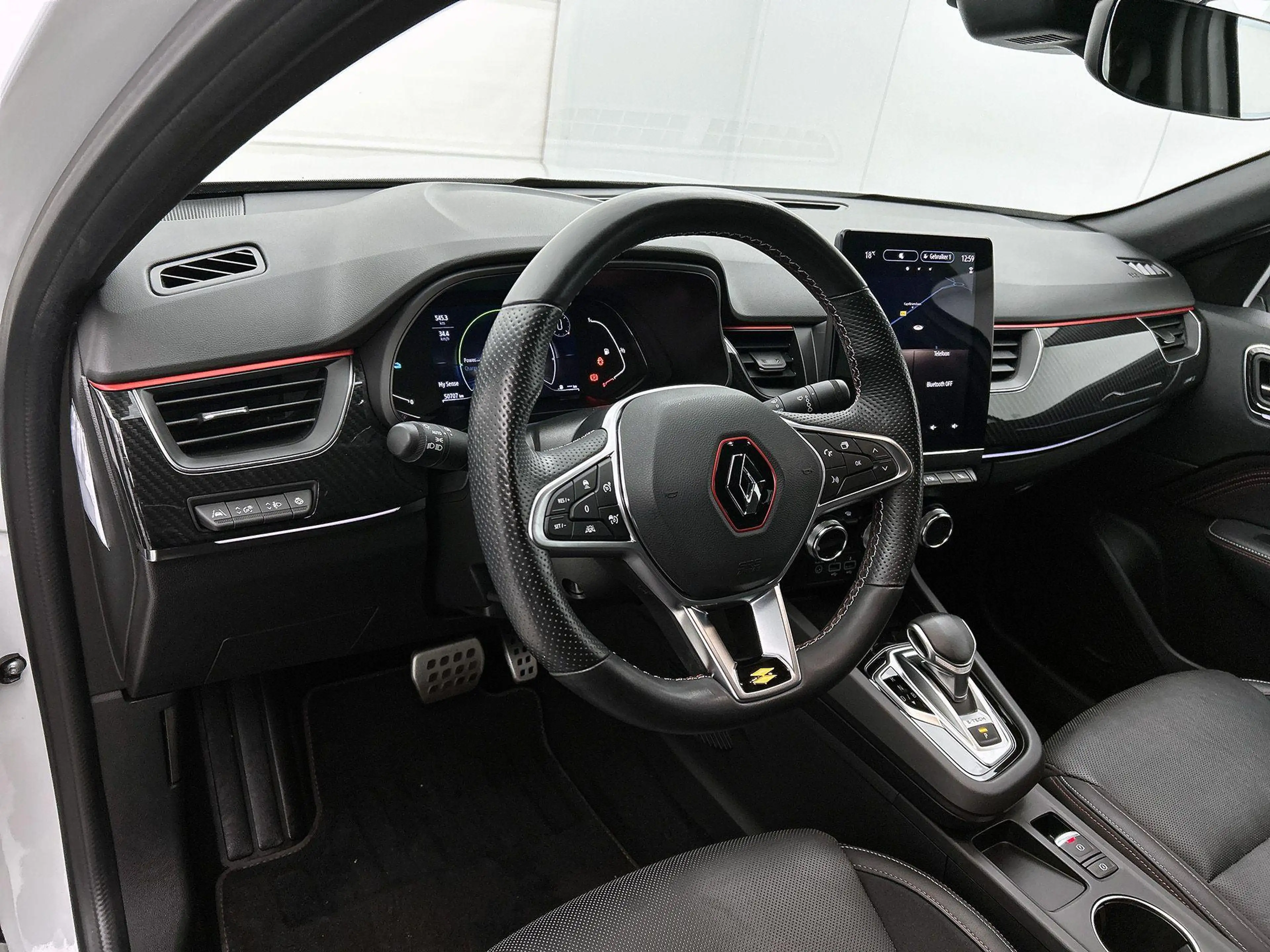 Renault Arkana 1.6 E-Tech Hybrid 145 R.S. Line — photo 8