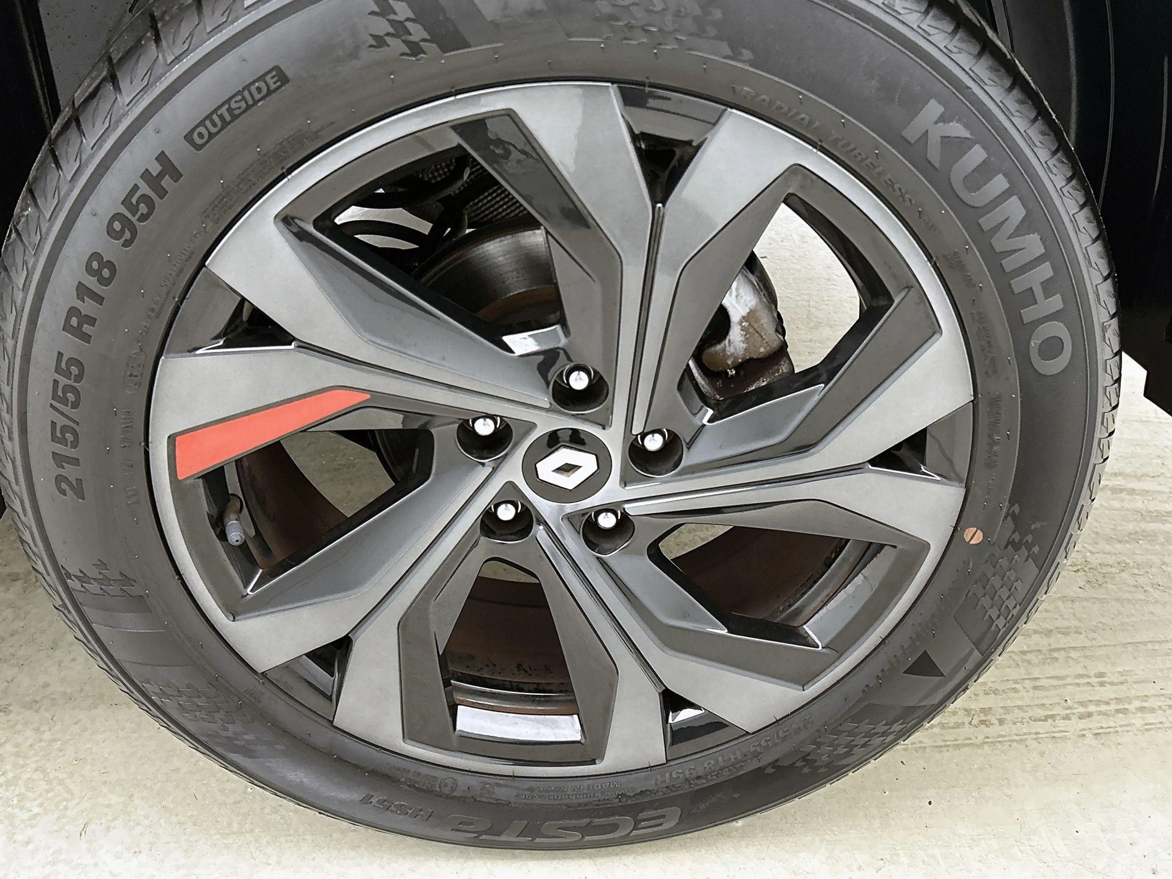 Renault Arkana 1.6 E-Tech Hybrid 145 R.S. Line — photo 4