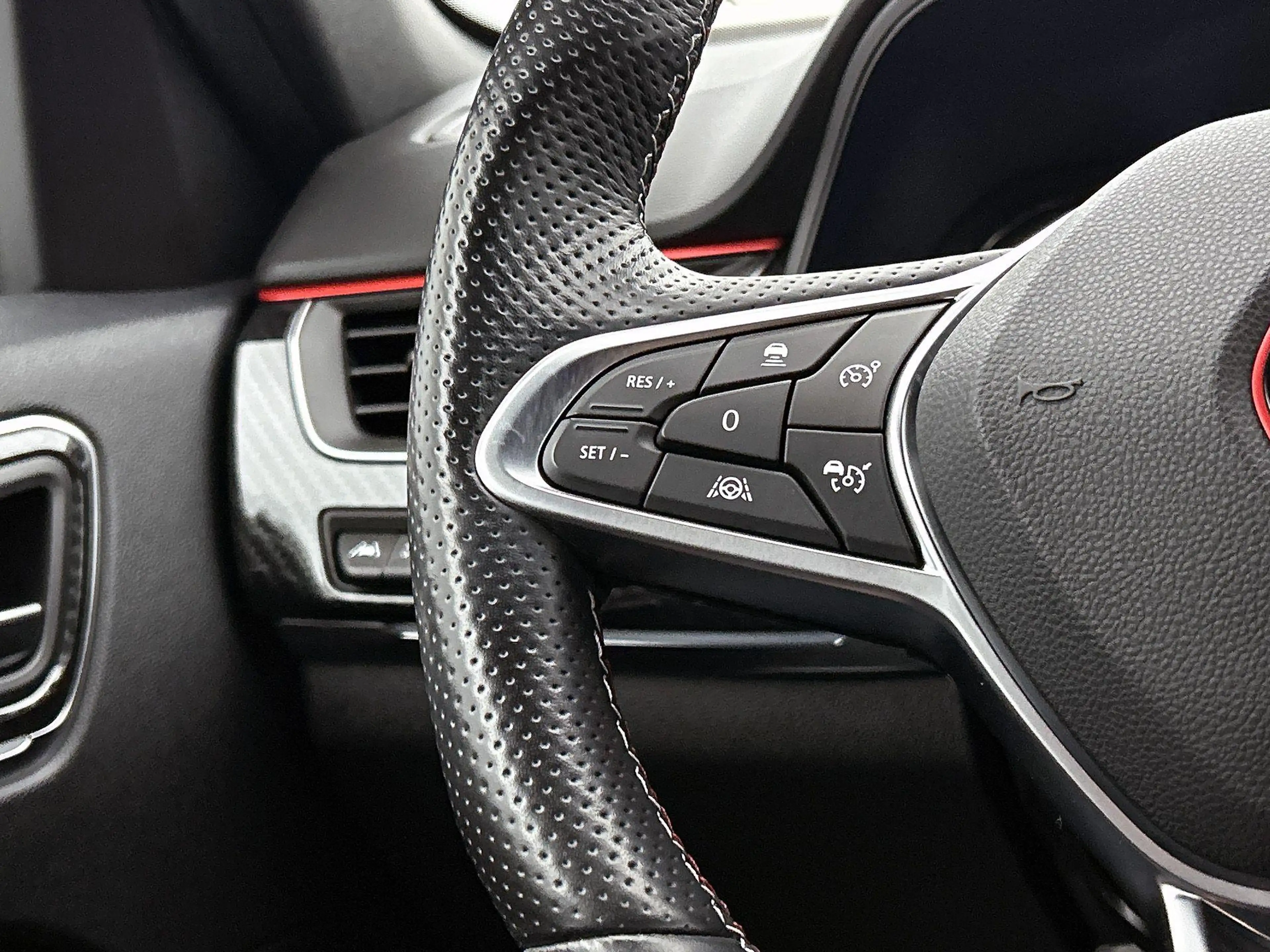 Renault Arkana 1.6 E-Tech Hybrid 145 R.S. Line — photo 14