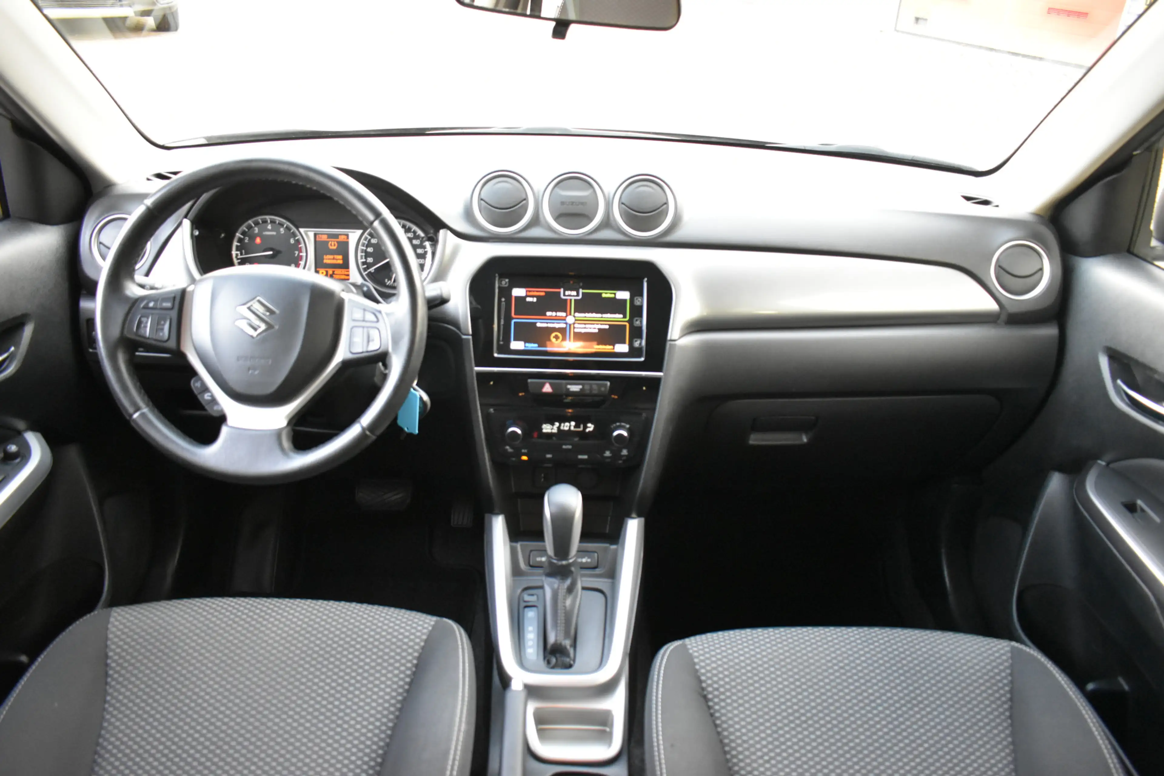Suzuki Vitara 1.6 Exclusive Automaat 120pk | Cruise Control | Cl — photo 6