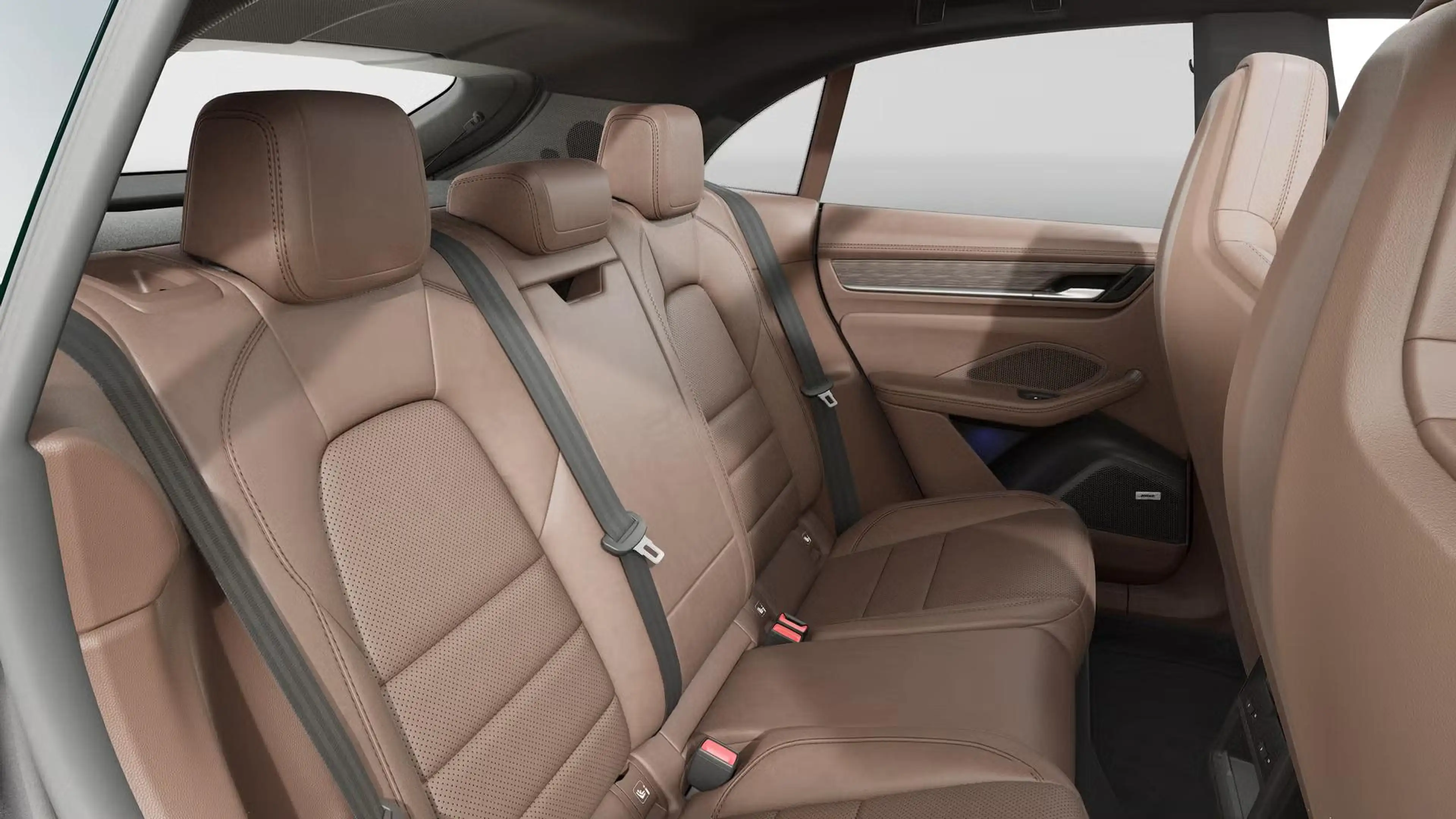 Porsche Macan 4 — photo 11