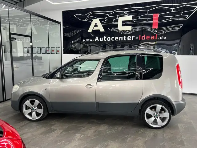 Skoda Roomster view 4