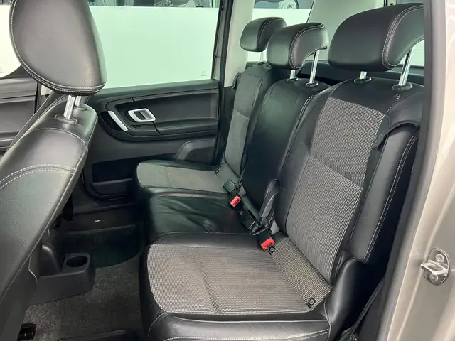 Skoda Roomster view 13
