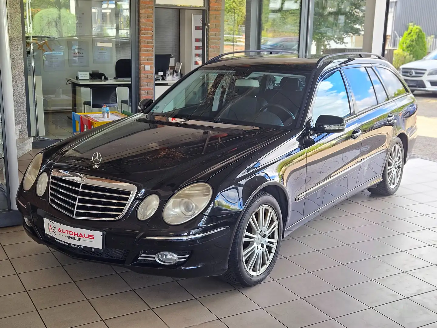 Mercedes-Benz E 320 E320 T CDI *MKL an, 5000 Euro Teile erneuert* Schwarz - 1