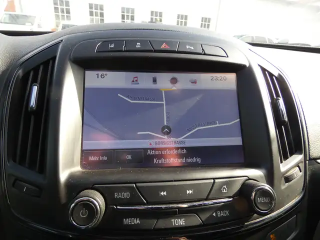 Opel Insignia view 15