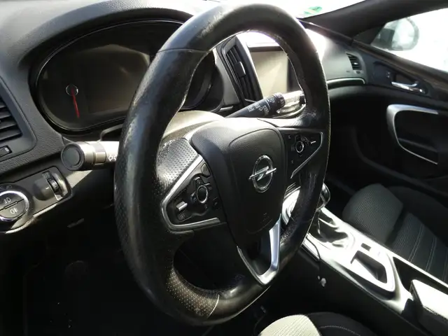 Opel Insignia view 13