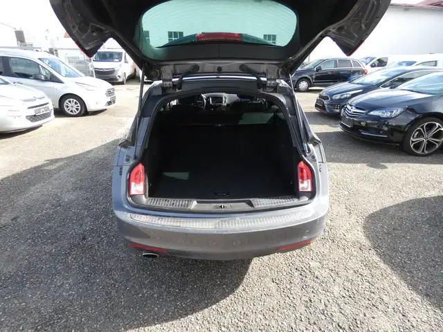 Opel Insignia view 6