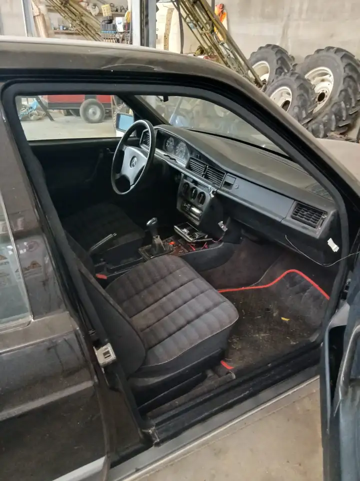 Mercedes-Benz 190 1.8 E 109cv, foto 6