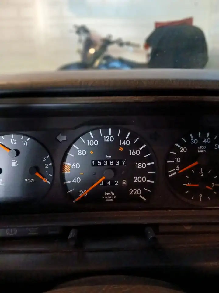 Mercedes-Benz 190 1.8 E 109cv, foto 3