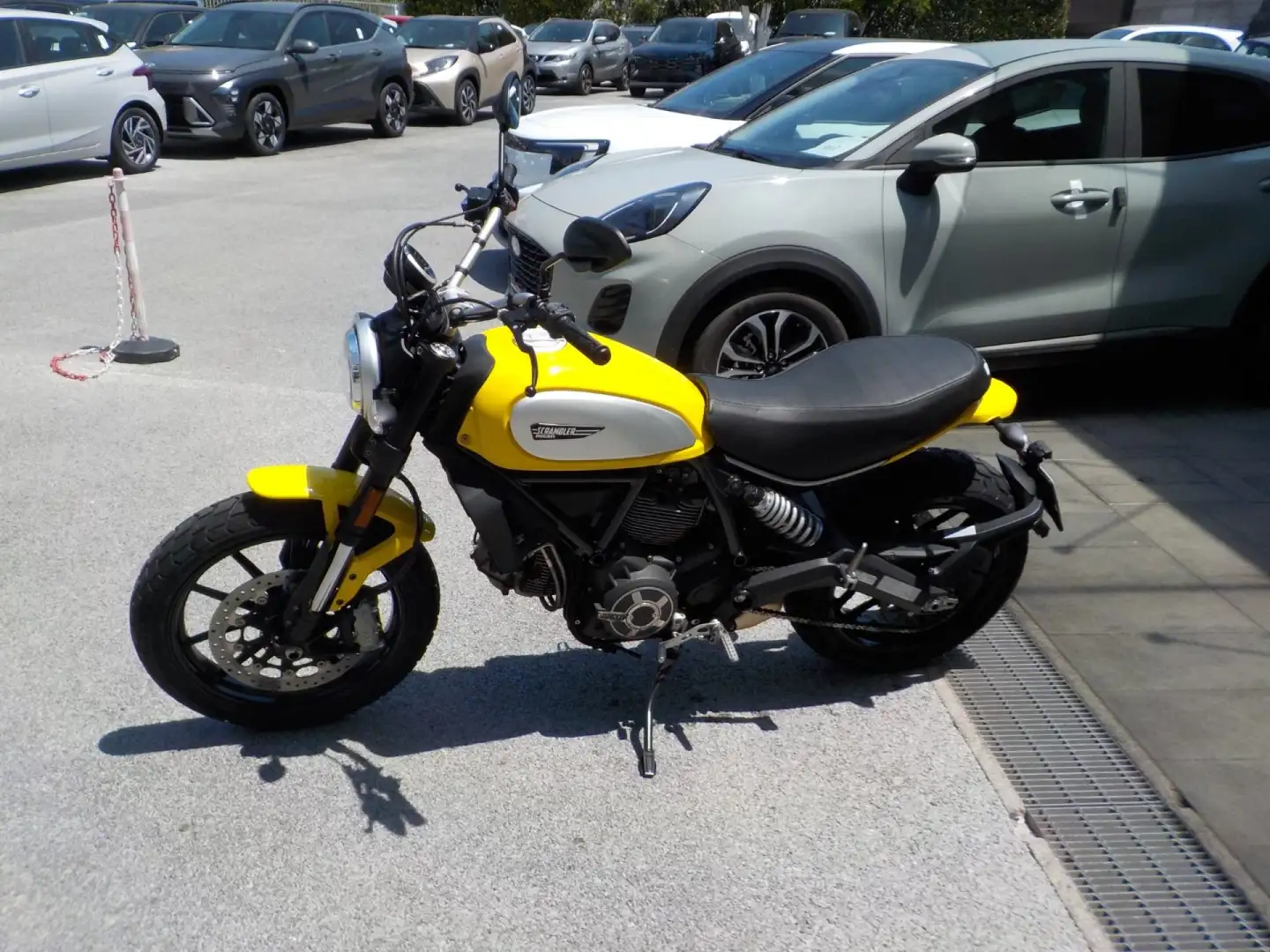 Ducati Scrambler Anno 2018 Galben - 2