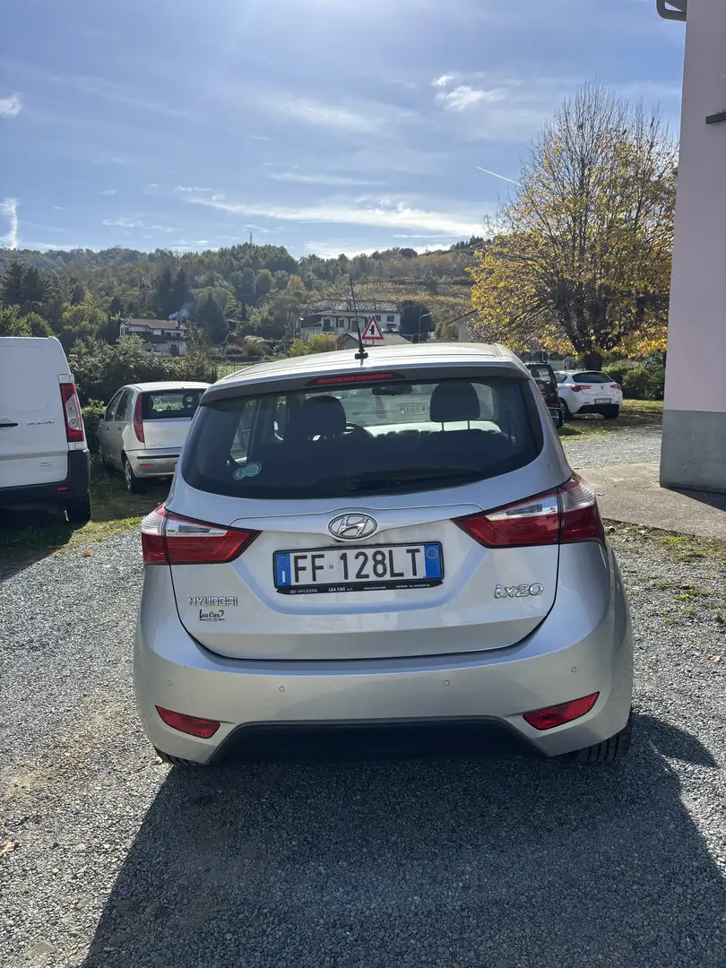 Hyundai iX20 1.4 Classic FL E6 Grigio - 2