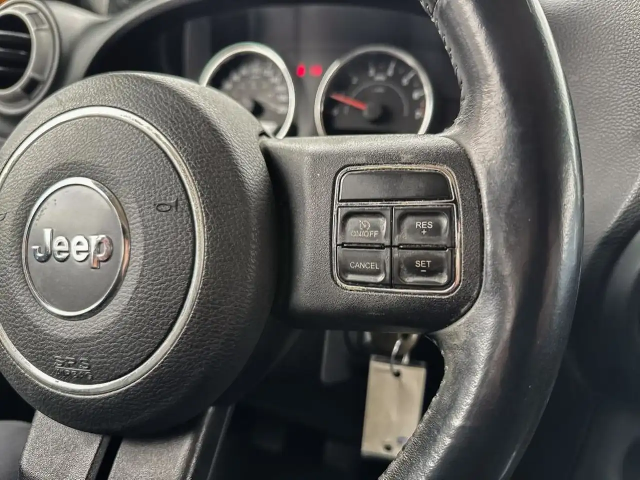 Jeep Wrangler снимка Jeep Wrangler