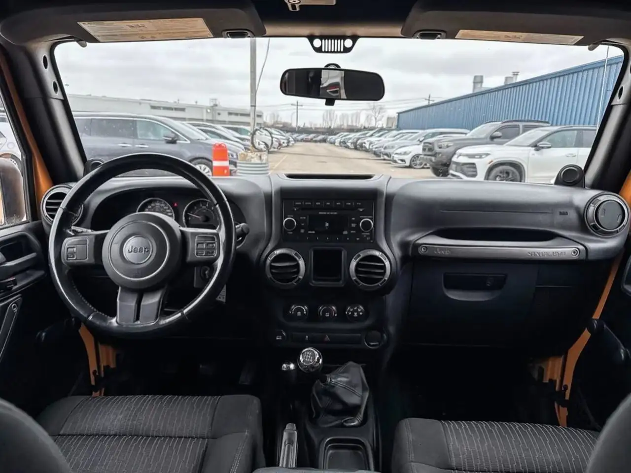 Jeep Wrangler снимка Jeep Wrangler