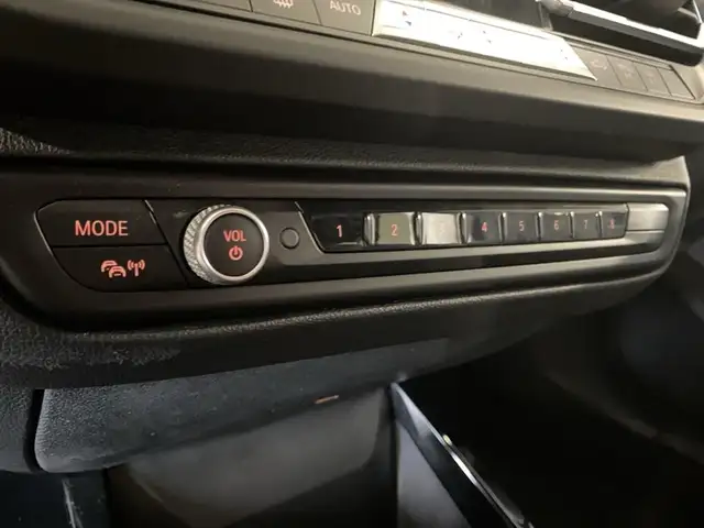 BMW 1 Series view 12