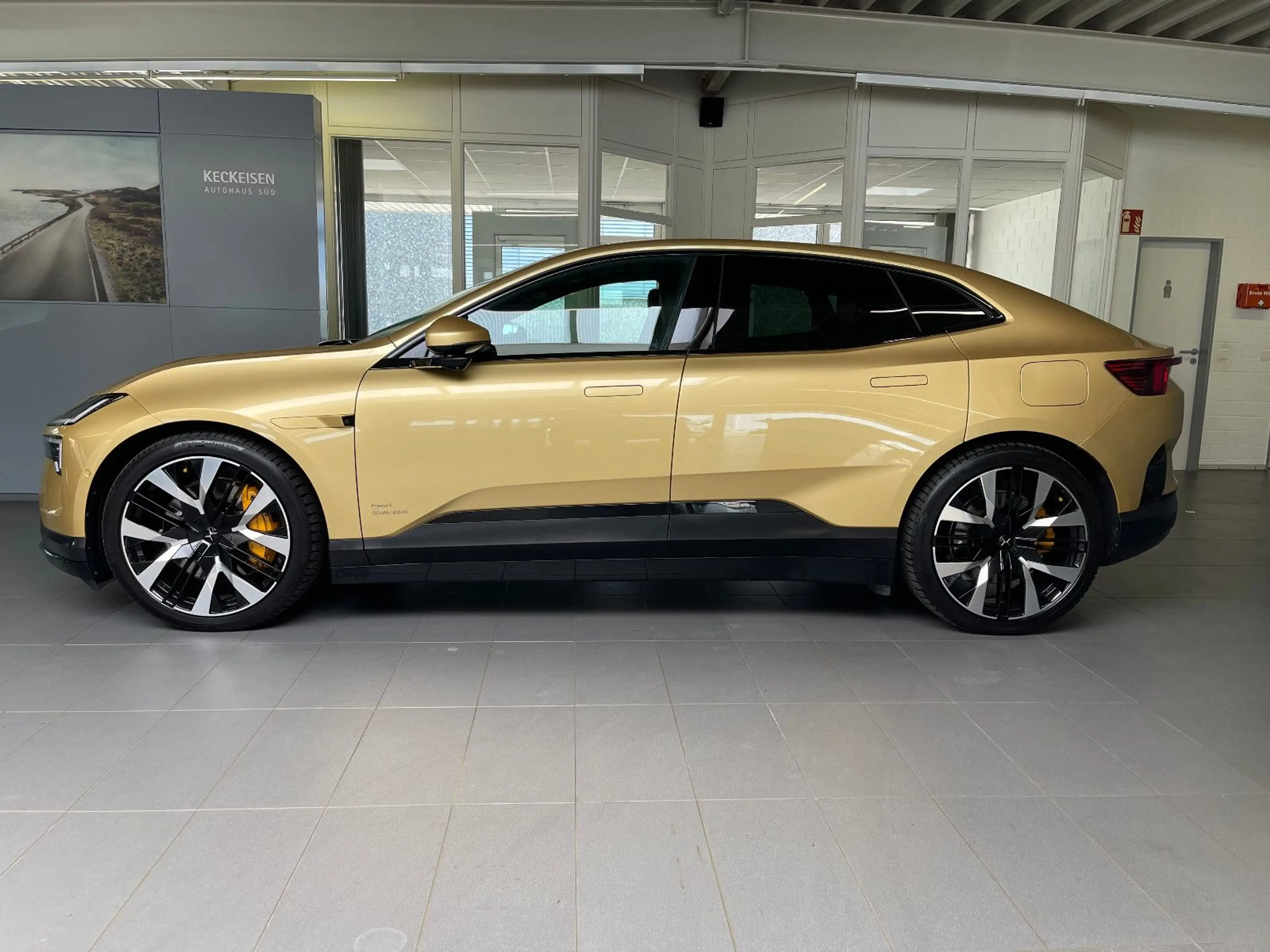 Polestar 4 Long Range Dual Performance Nappa, E-ChromDach — photo 7