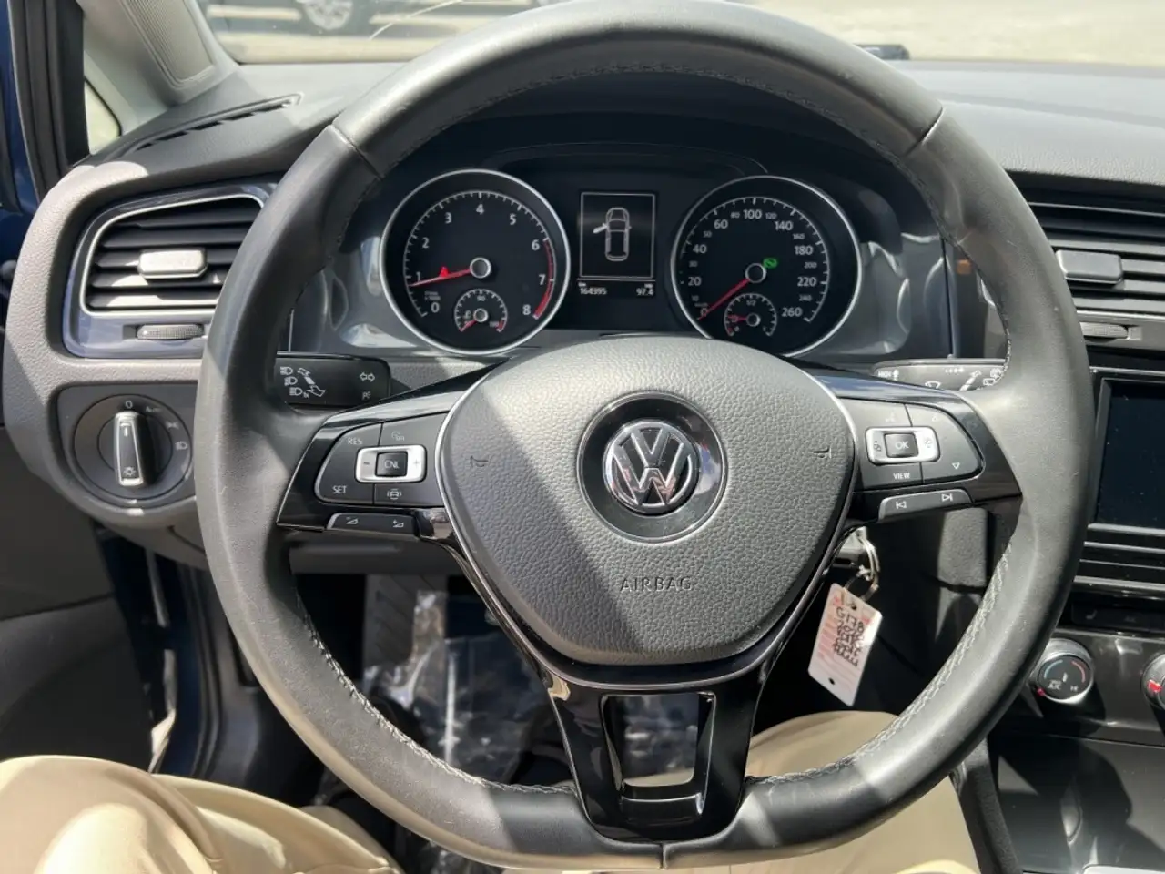 Volkswagen Golf снимка Volkswagen Golf