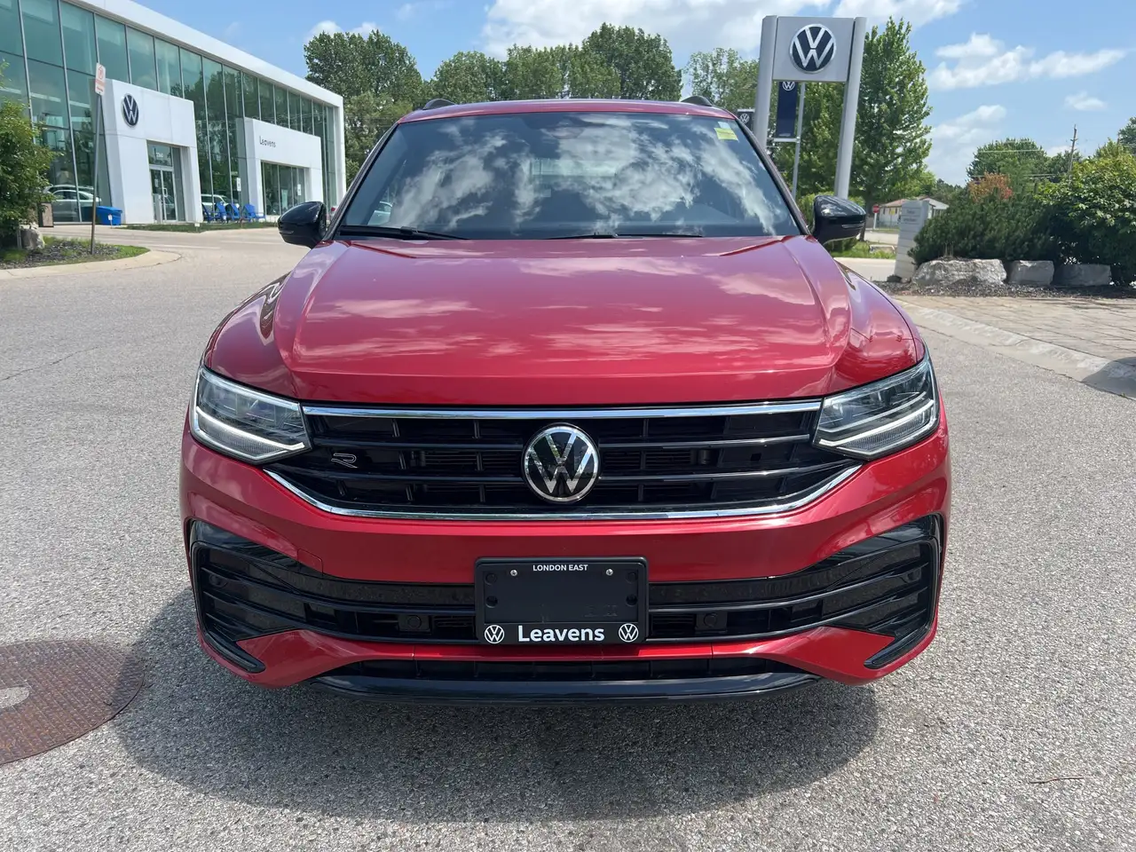 Volkswagen Tiguan photo Volkswagen Tiguan