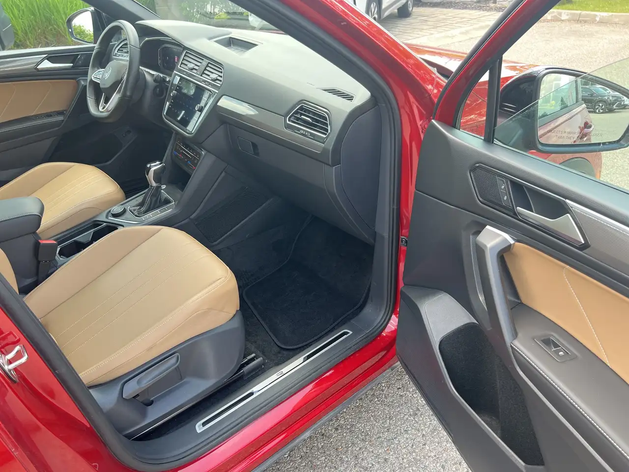 Volkswagen Tiguan photo Volkswagen Tiguan