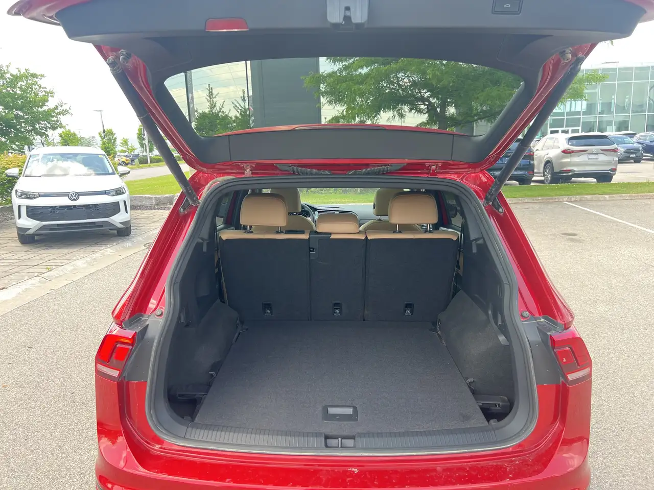 Volkswagen Tiguan photo Volkswagen Tiguan