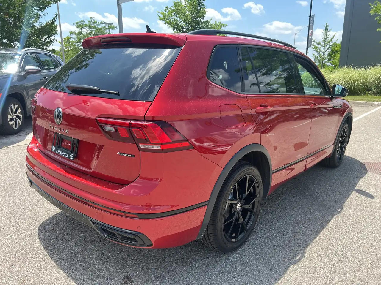 Volkswagen Tiguan photo Volkswagen Tiguan