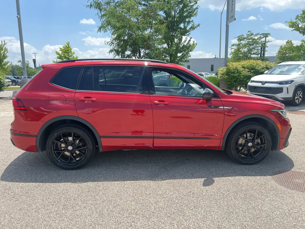 Volkswagen Tiguan photo Volkswagen Tiguan