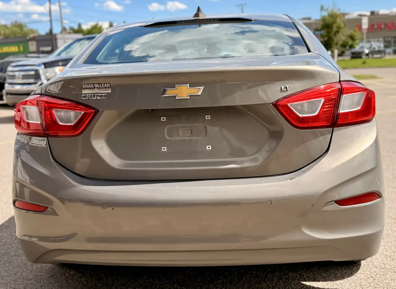 Chevrolet Cruze снимка Chevrolet Cruze