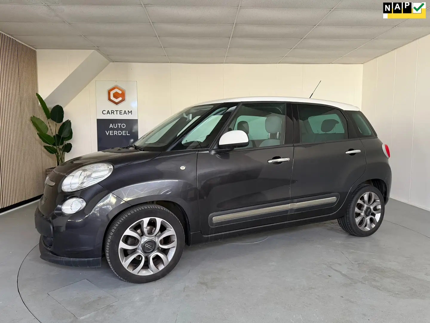 Fiat 500L 0.9 TwinAir Easy Eco Airco, LMV Nero - 1