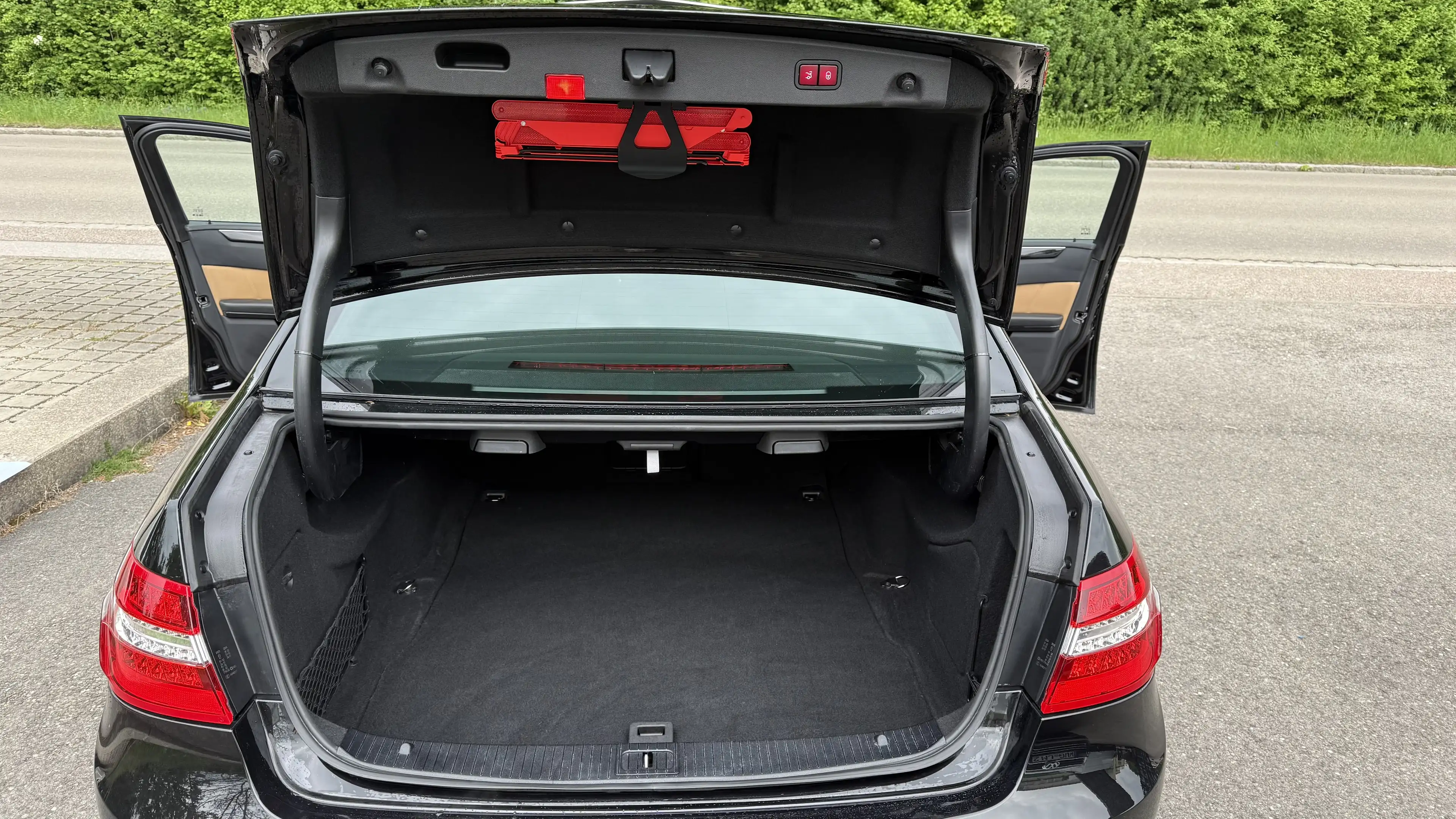 Mercedes-Benz E 63 AMG E 63 AMG (212.074) — photo 12