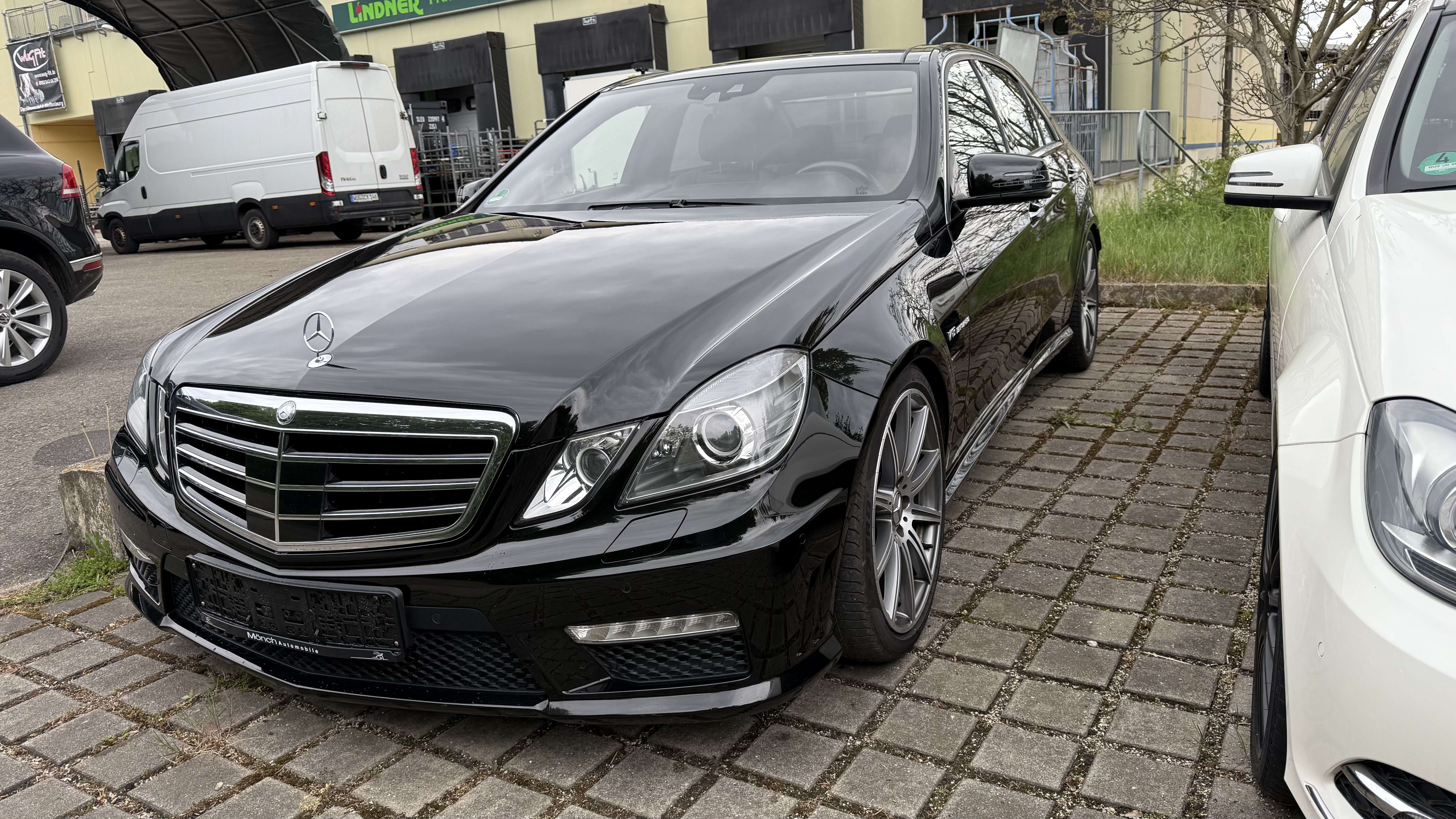 Mercedes-Benz E 63 AMG