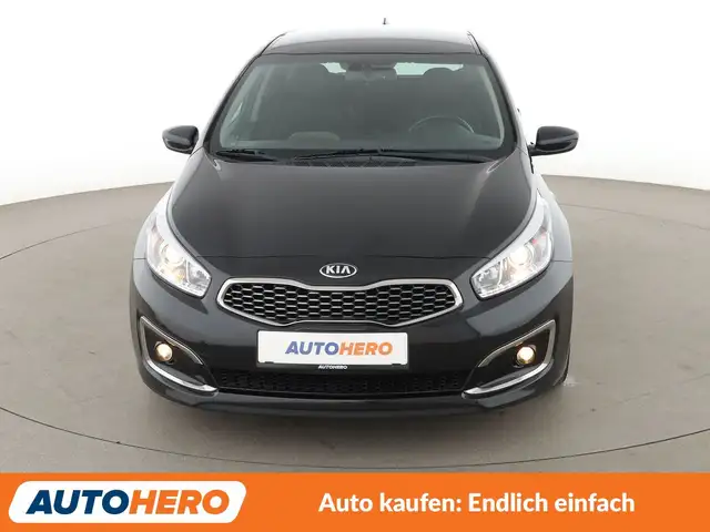Kia Ceed view 9