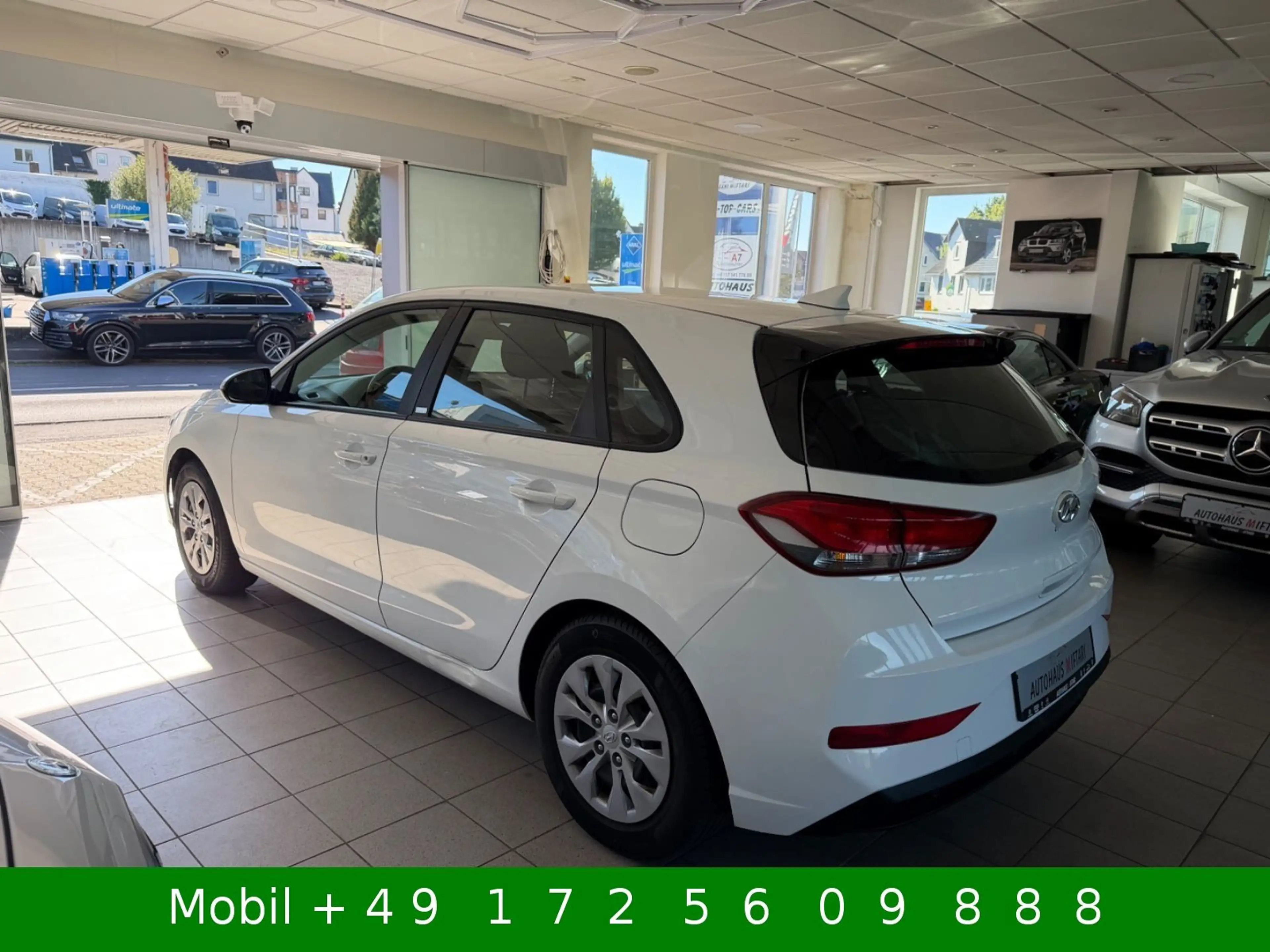 Hyundai i30 Select Lim. Tempomat 6d 8-fach bereift — photo 13