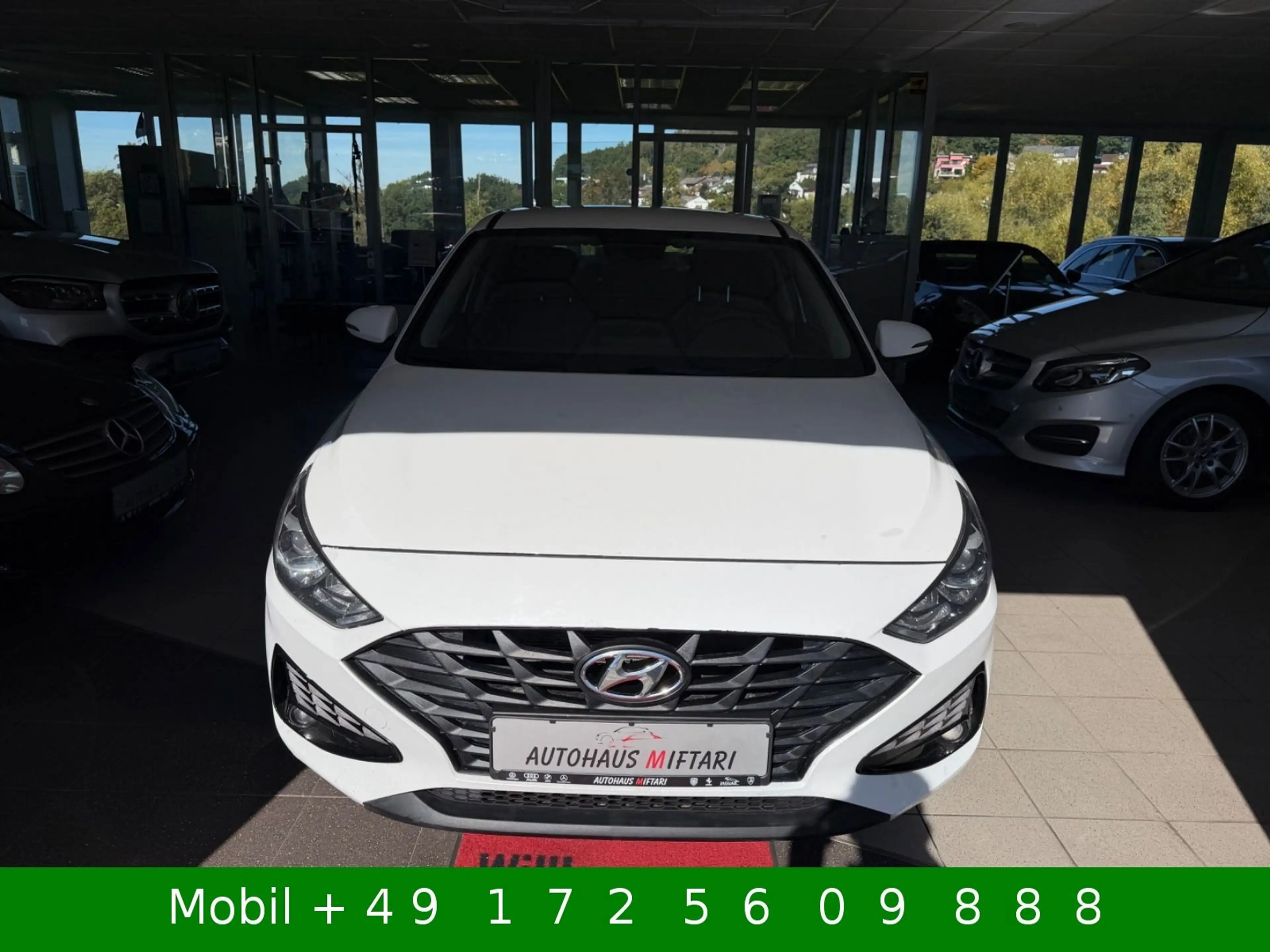 Hyundai i30 Select Lim. Tempomat 6d 8-fach bereift — photo 10