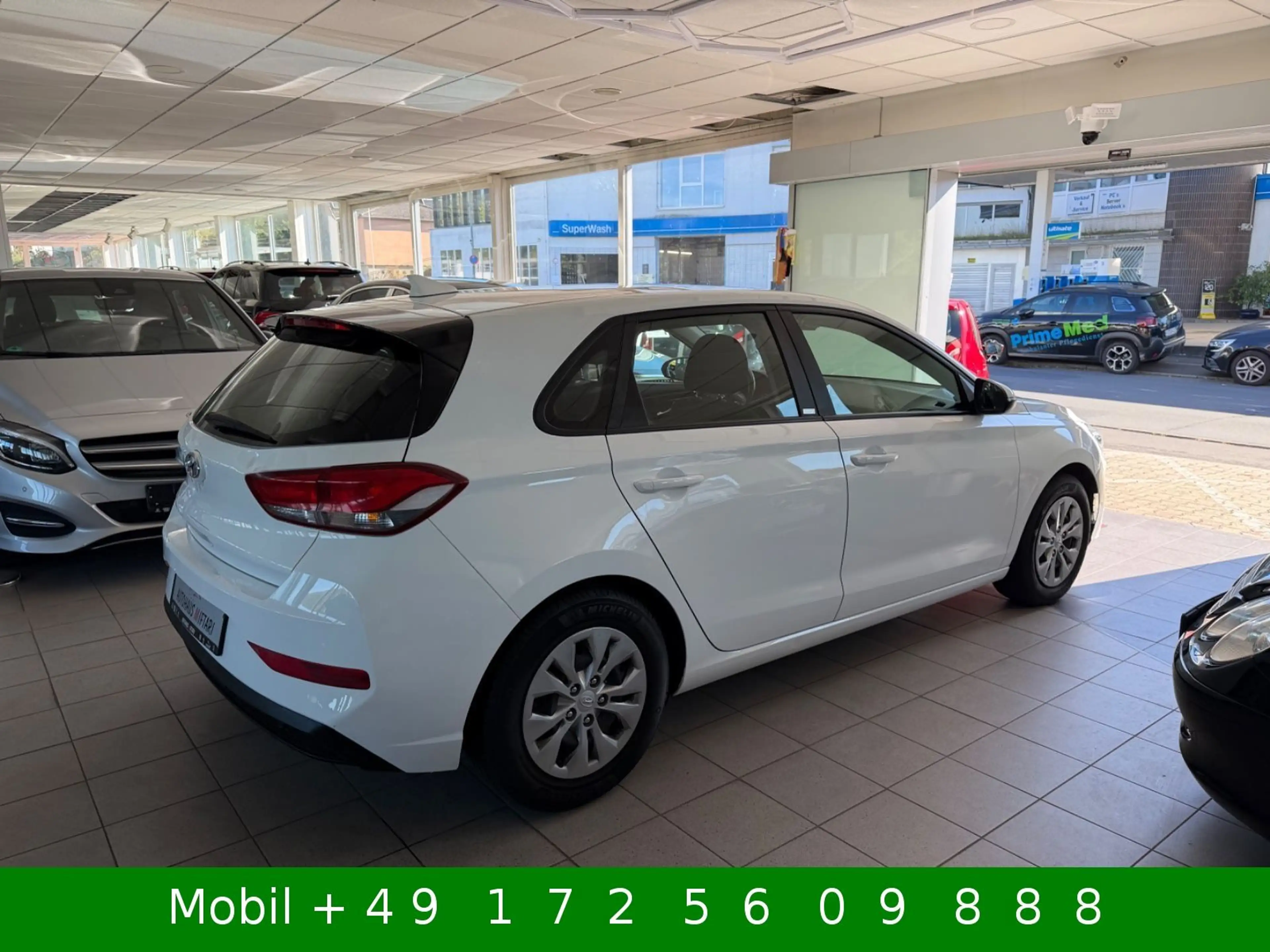 Hyundai i30 Select Lim. Tempomat 6d 8-fach bereift — photo 8
