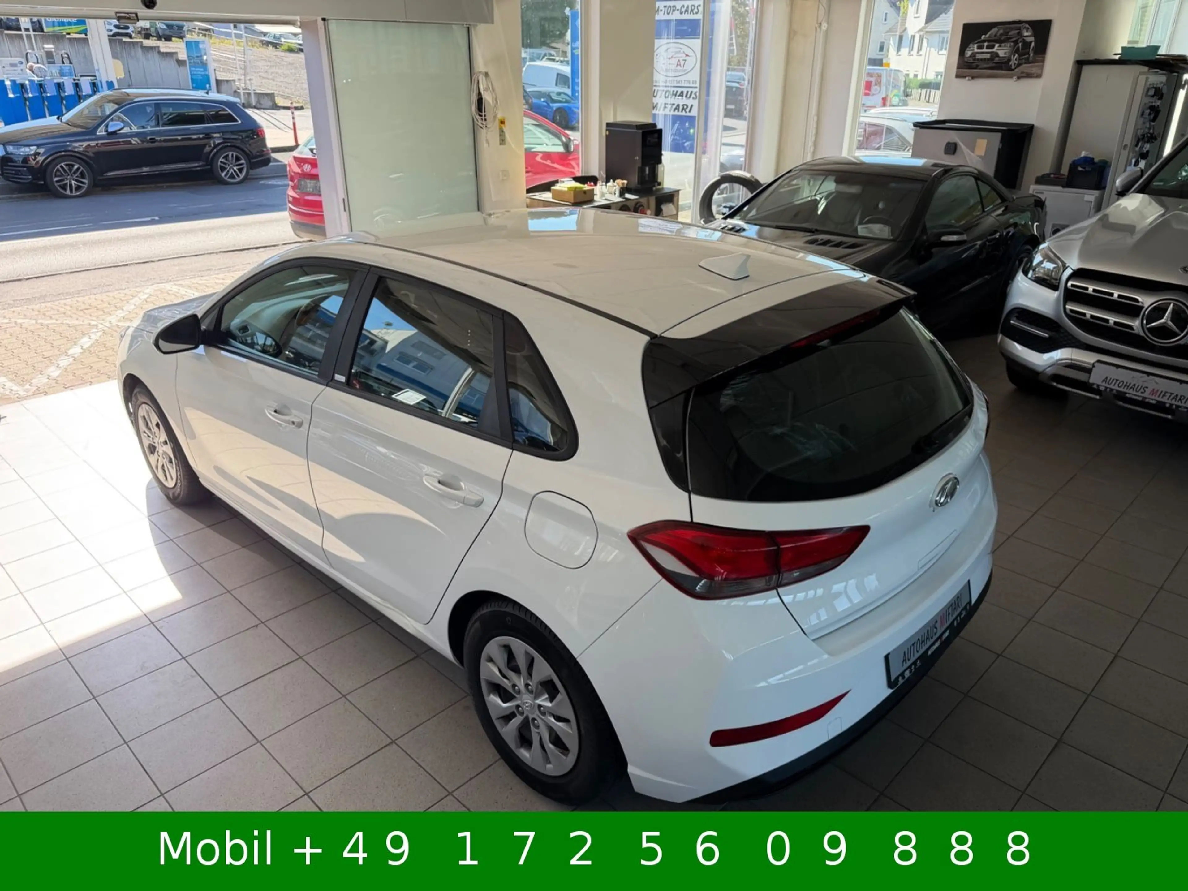 Hyundai i30 Select Lim. Tempomat 6d 8-fach bereift — photo 12