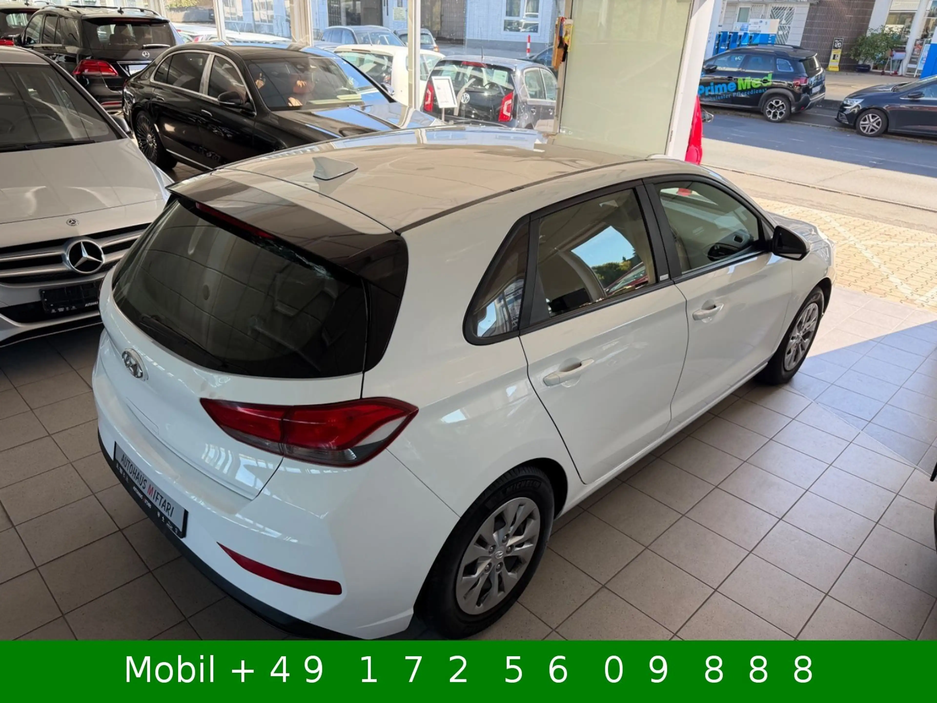 Hyundai i30 Select Lim. Tempomat 6d 8-fach bereift — photo 11