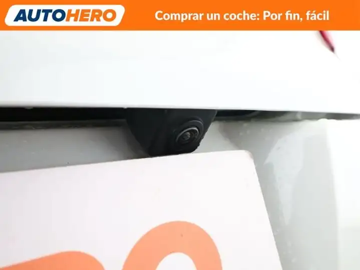 Citroën C3 1.2 PureTech Shine 2016, foto 20