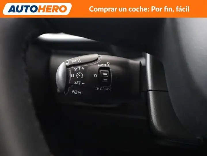 Citroën C3 1.2 PureTech Shine 2016, foto 30