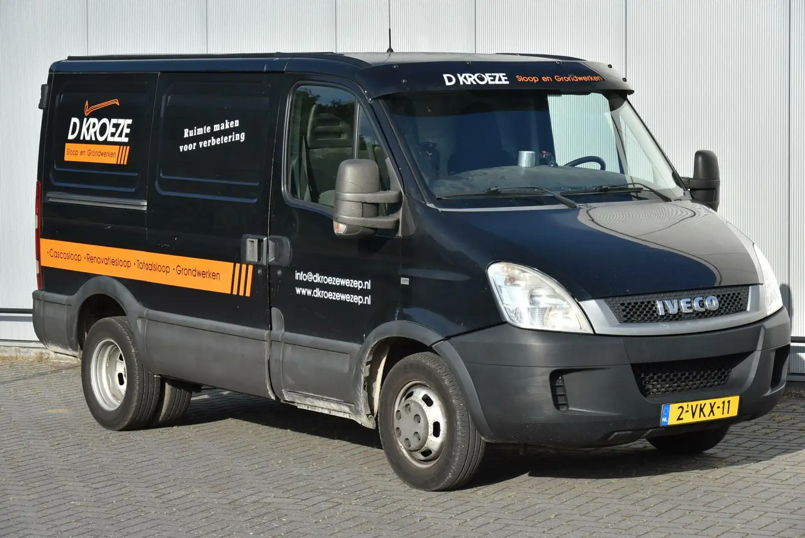 Iveco Daily 35C18V L1H1 3.0 177 Pk Airco Dubbel lucht Cruise Negro - 1