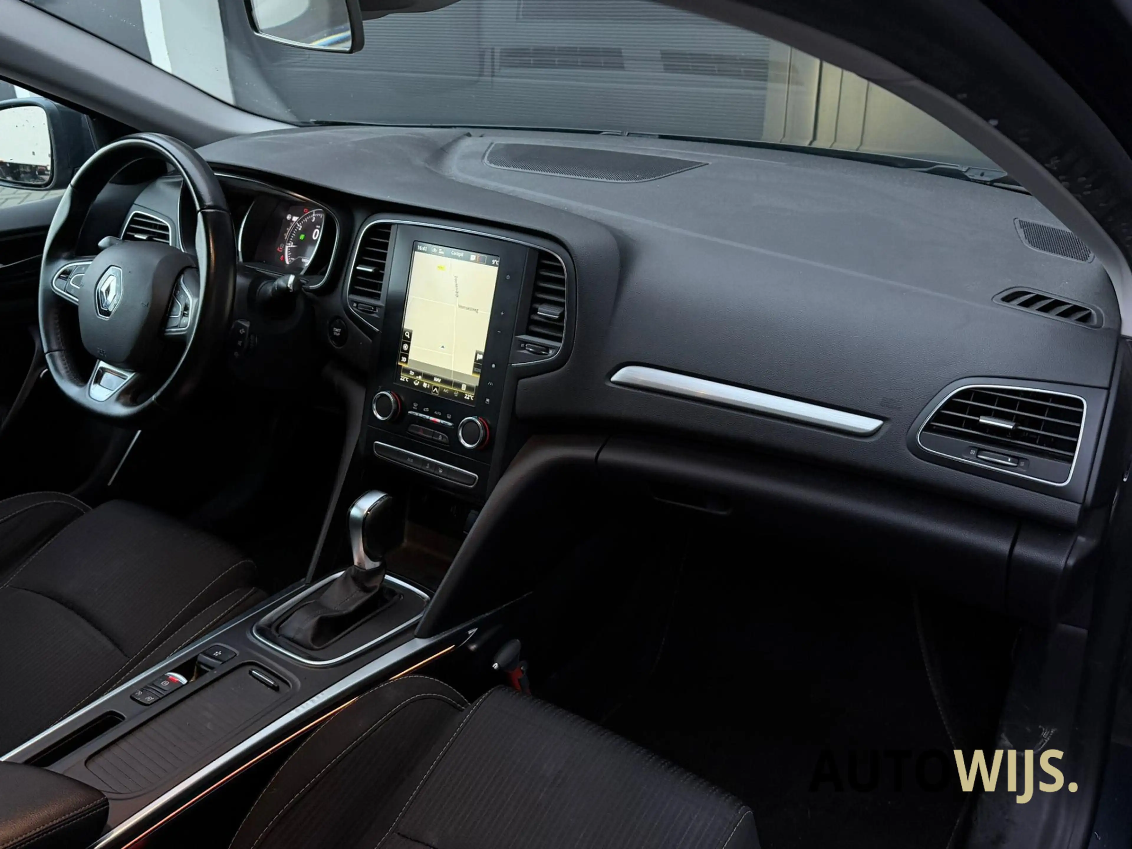 Renault Megane Estate 1.3 TCe GT-Line|AUT|CAMERA|LED|PDC|NAVI — photo 14