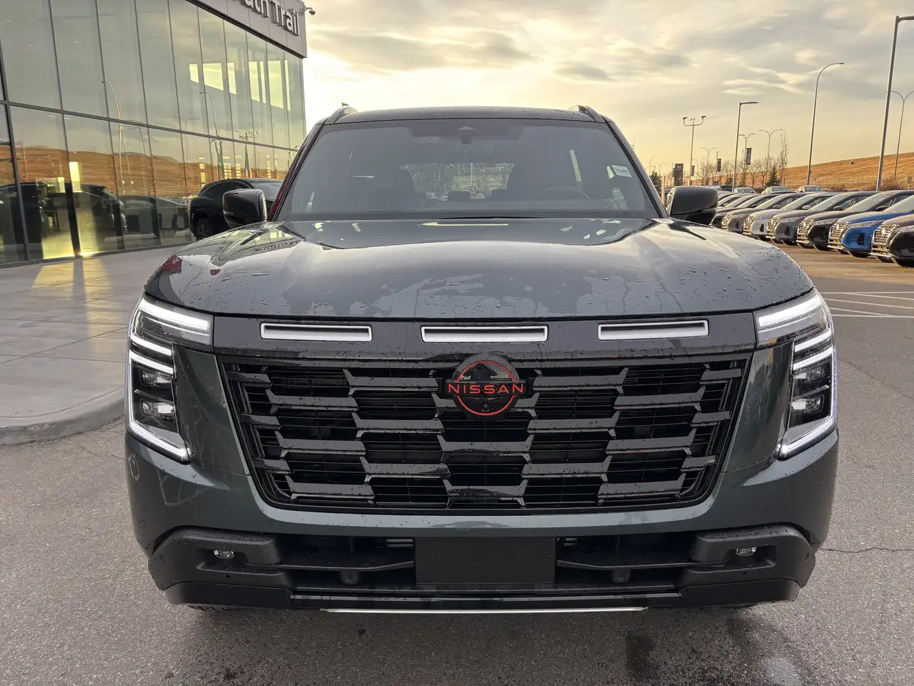 Nissan Armada снимка Nissan Armada