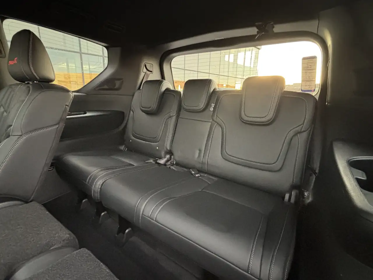 Nissan Armada снимка Nissan Armada