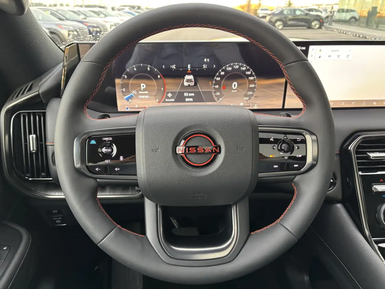 Nissan Armada снимка Nissan Armada