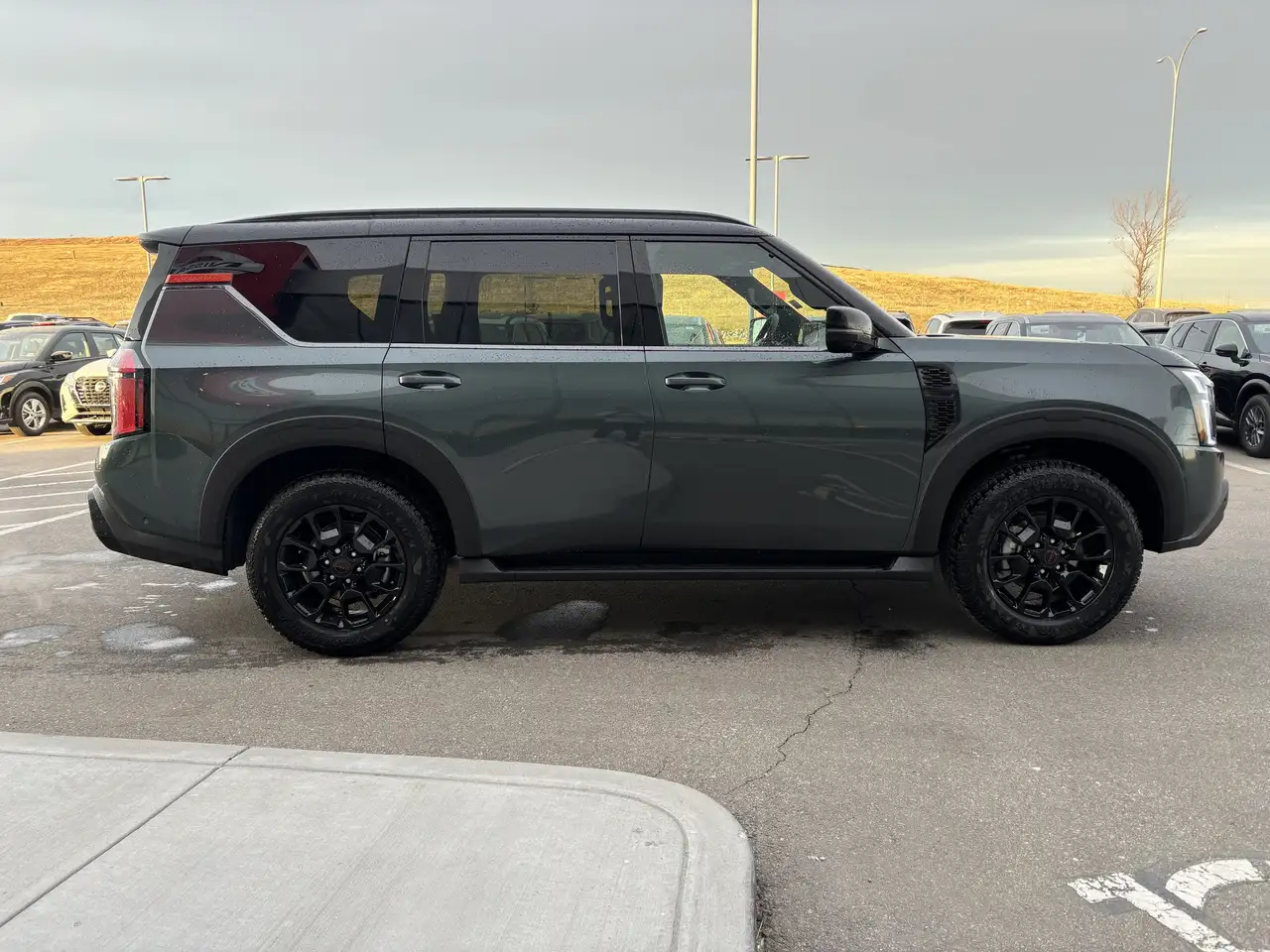 Nissan Armada снимка Nissan Armada