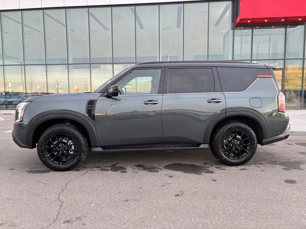 Nissan Armada снимка Nissan Armada