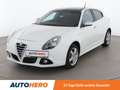 Alfa Romeo Giulietta 2.0 JTDM Exclusive *NAVI*TEMPO*PDC*SZH* Weiß - thumbnail 1